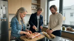 Kořeněné sádlo s česnekem dělám takhle: je výrazné, ale vydrží dlouho